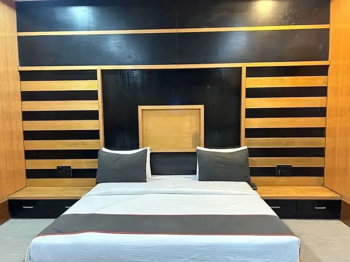 Нагпур: Hotel Rahul Palace by OYO Rooms