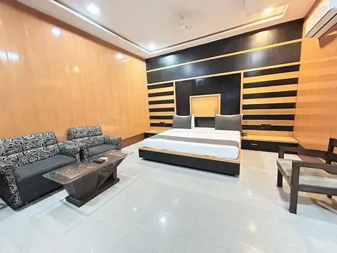 Hotel Rahul Palace by OYO Rooms — фото 1