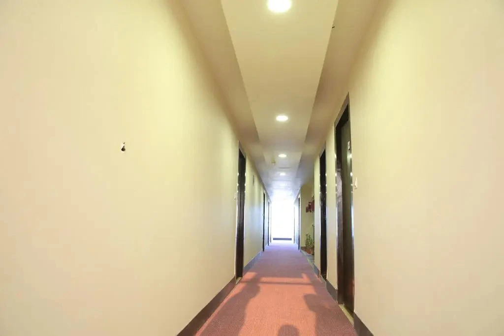 Крепость Ramnagar: Hotel SV