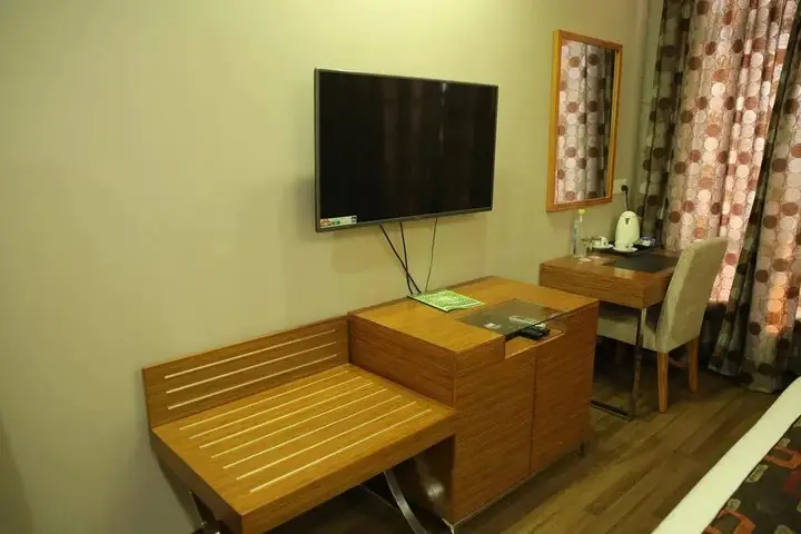 Крепость Ramnagar: Hotel SV