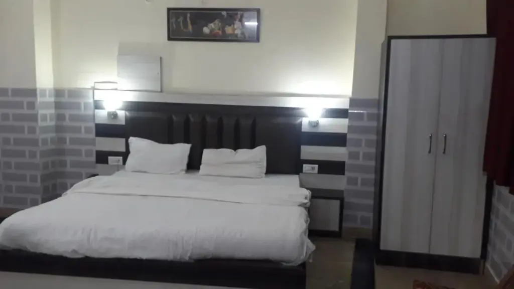 Агра: Fabhotel Sarwan