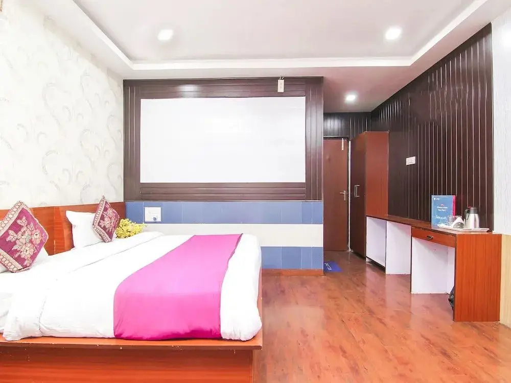 Лакхнау: OYO 4308 Hotel Zaarang Inn