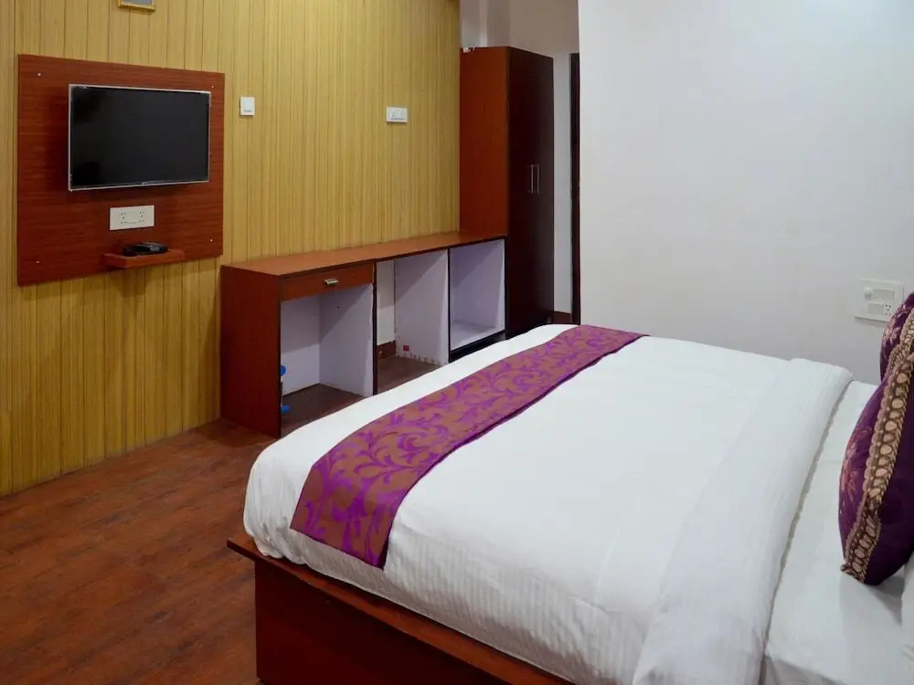 Лакхнау: OYO 4308 Hotel Zaarang Inn