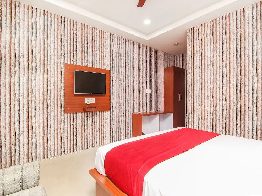 Лакхнау: OYO 4308 Hotel Zaarang Inn