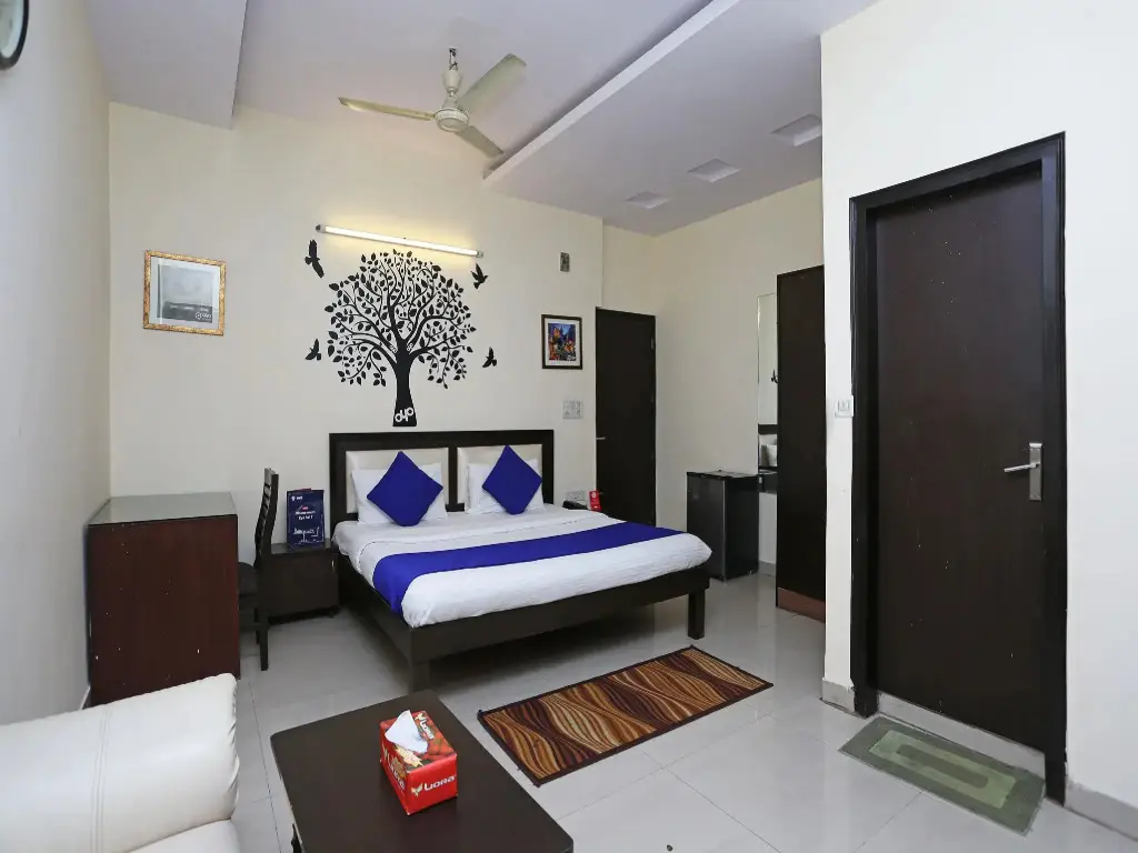 Нью-Дели: OYO 630 Hotel Innova Homes