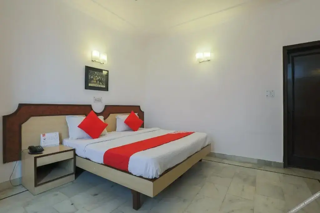 Нью-Дели: OYO Rooms Defence Colony A Block