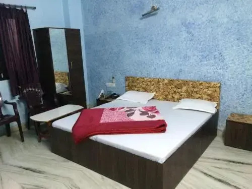 Банера: Hotel Rajhans