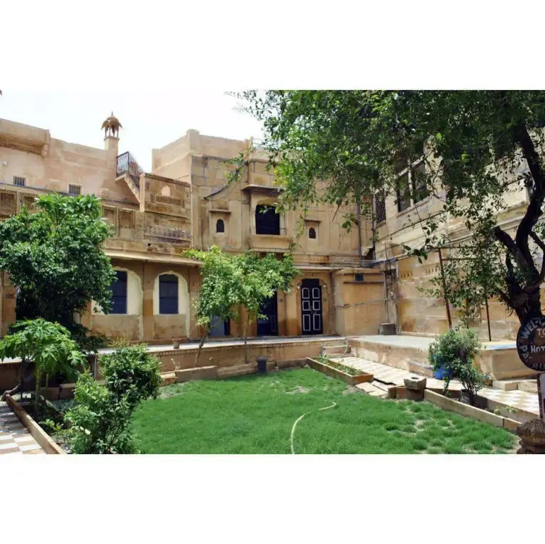 Vista Rooms at Old Royal Palace — фото 1