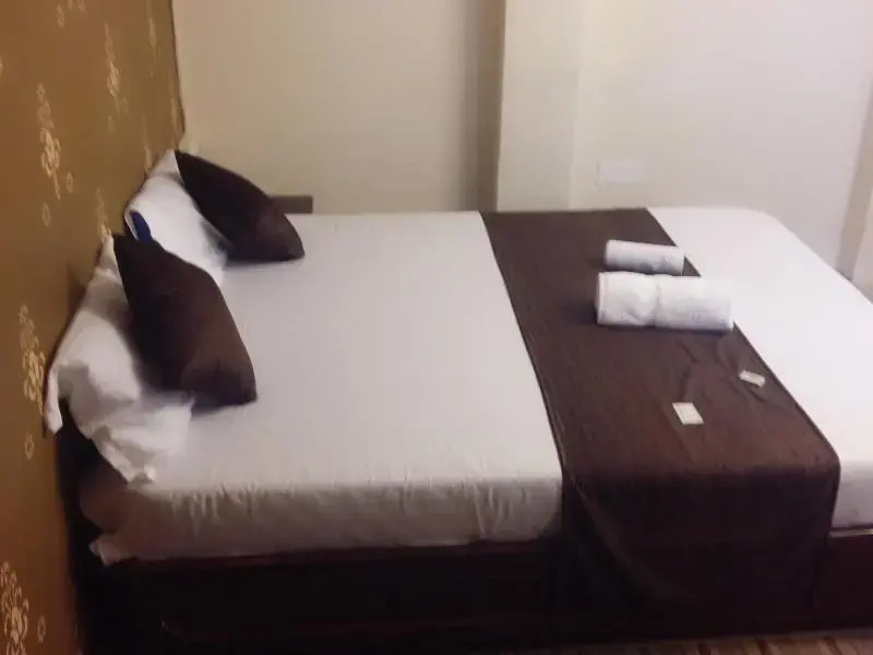 Мумбаи: Executive Kalpataru - Service Apartment