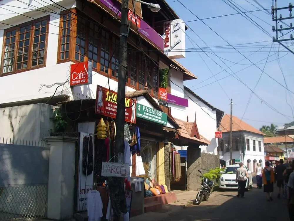 Коччи: The Mango Tree Inn