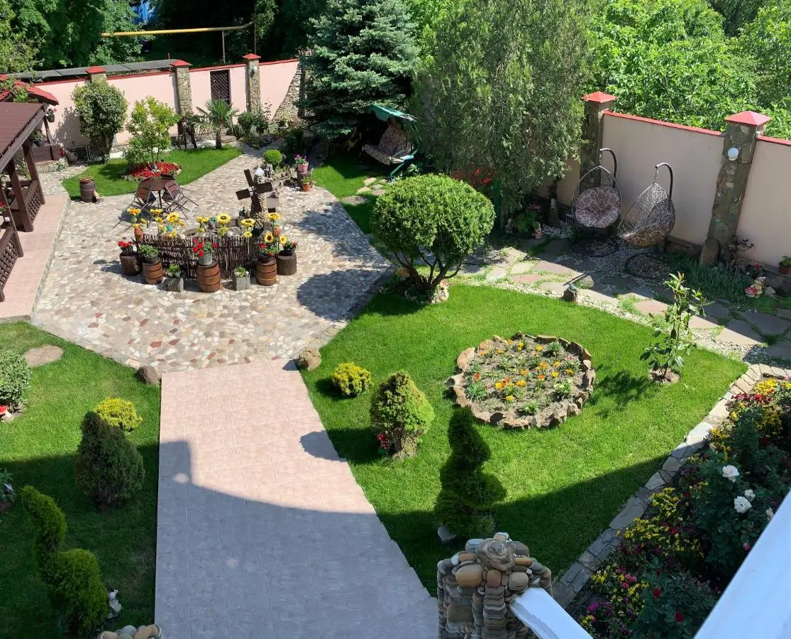 Геленджик: Золотая Лоза