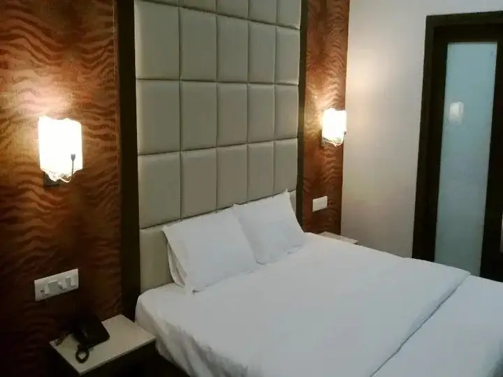 Дахедж: Hotel El Magnifico
