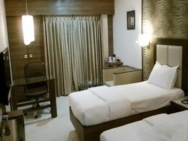 Дахедж: Hotel El Magnifico