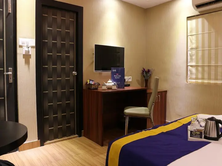 Колката: OYO 662 Hotel Comfotel