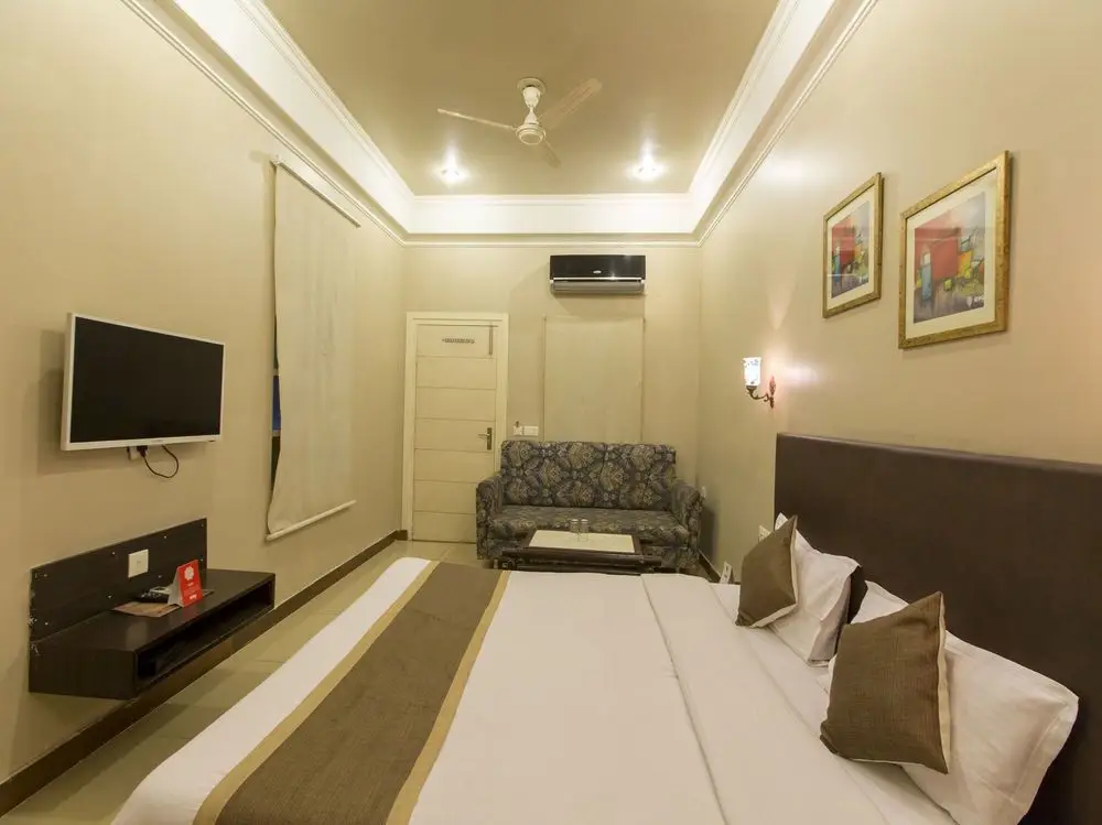 Джайпур: Dev Vilas Hotel