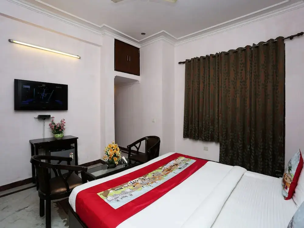 Гуруграм: OYO 306 Hotel Staayy Inn