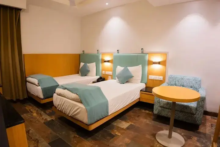 Бхопал: Jain's Hotel Rajhans