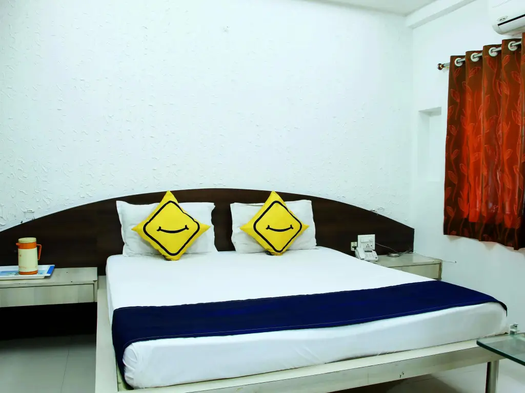 Нашик: Vista Rooms At Nashik Road