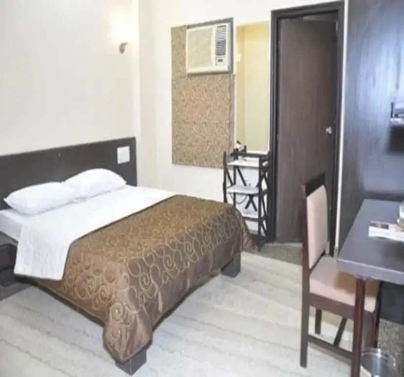 Джайпур: Jypore Saffron Inn & Suites