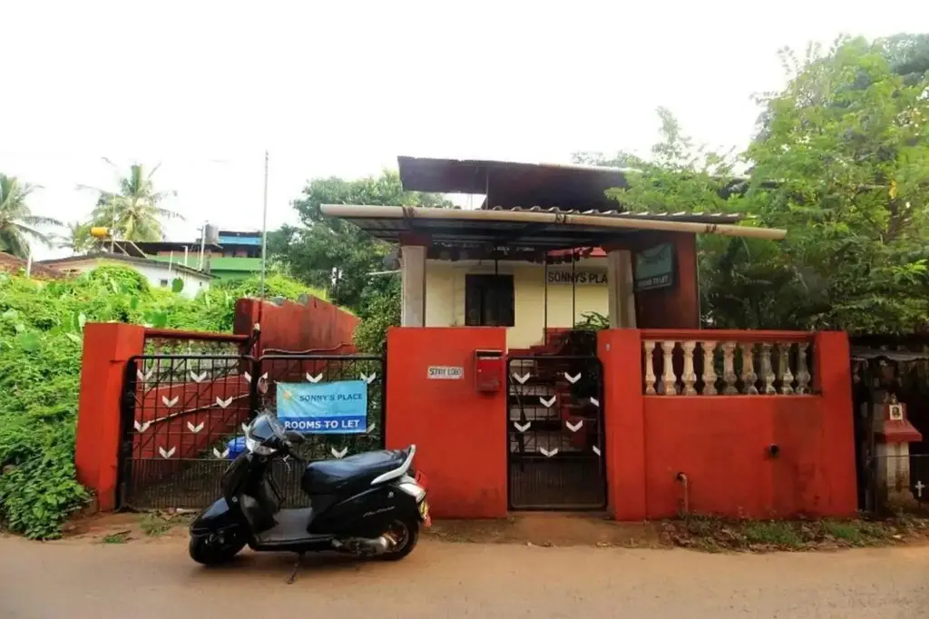 Калангут: Sonny's Place