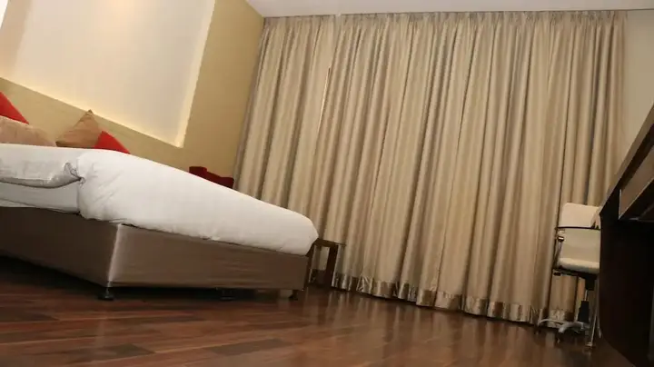 Сикар: Hotel Lakhdatar