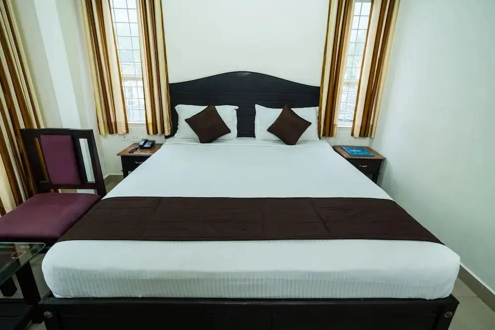 Валпарай: OYO 10428 Hotel Sandal Breeze
