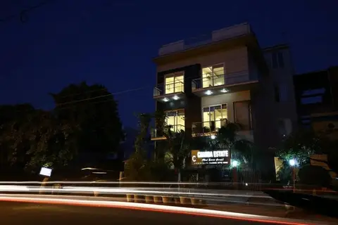 FabHotel Sikandarpur Metro Station — фото 1