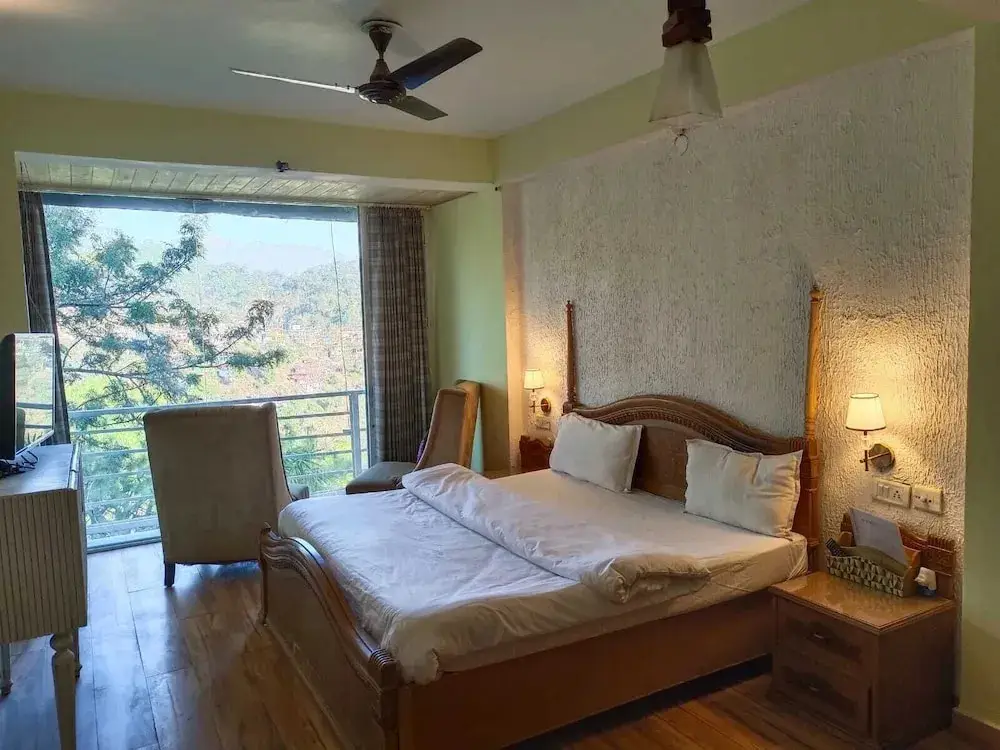 Дхарампур: Hotel Sunrise Cottage
