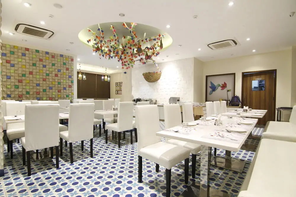 Хидерабад: FabHotel Yesmark Gachibowli
