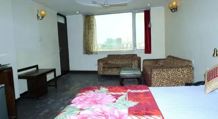 Нью-Дели: Hotel Hebron