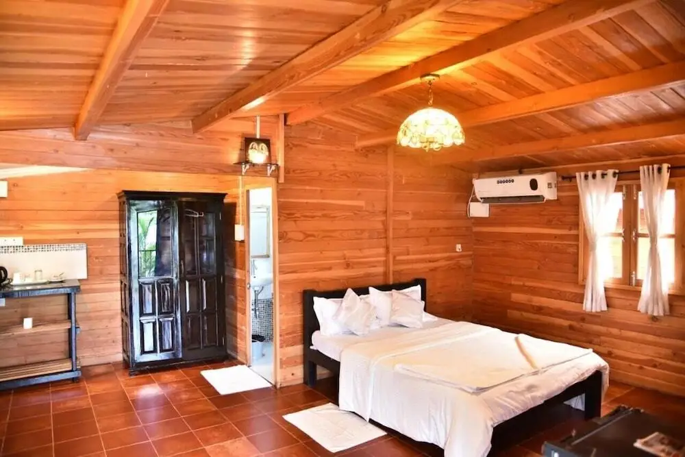 Бага: Paes Pearl Beach Villa