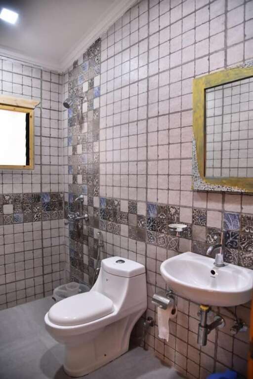 Бага: Paes Pearl Beach Villa