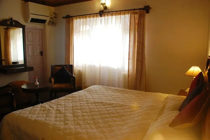 Альмора: Tree of Life Grand Oak Manor, Binsar Wildlife Sanctuary