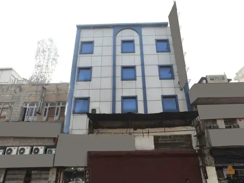 OYO Premium Swaroop Nagar — фото 1