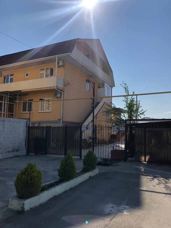 Адлер: Гостевой дом Кристина