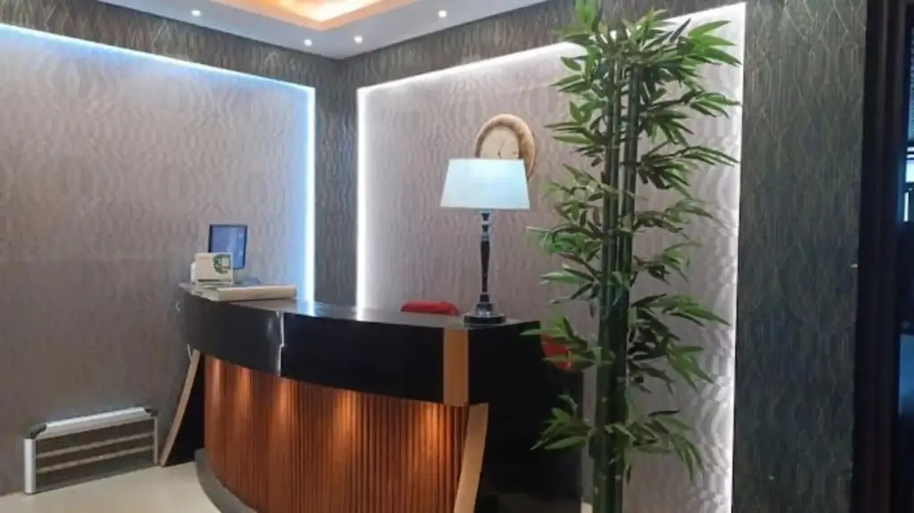 Файзабад: Ap House Hotel