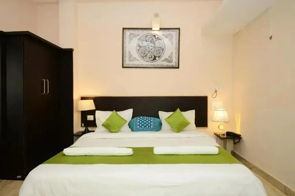 Файзабад: Ap House Hotel