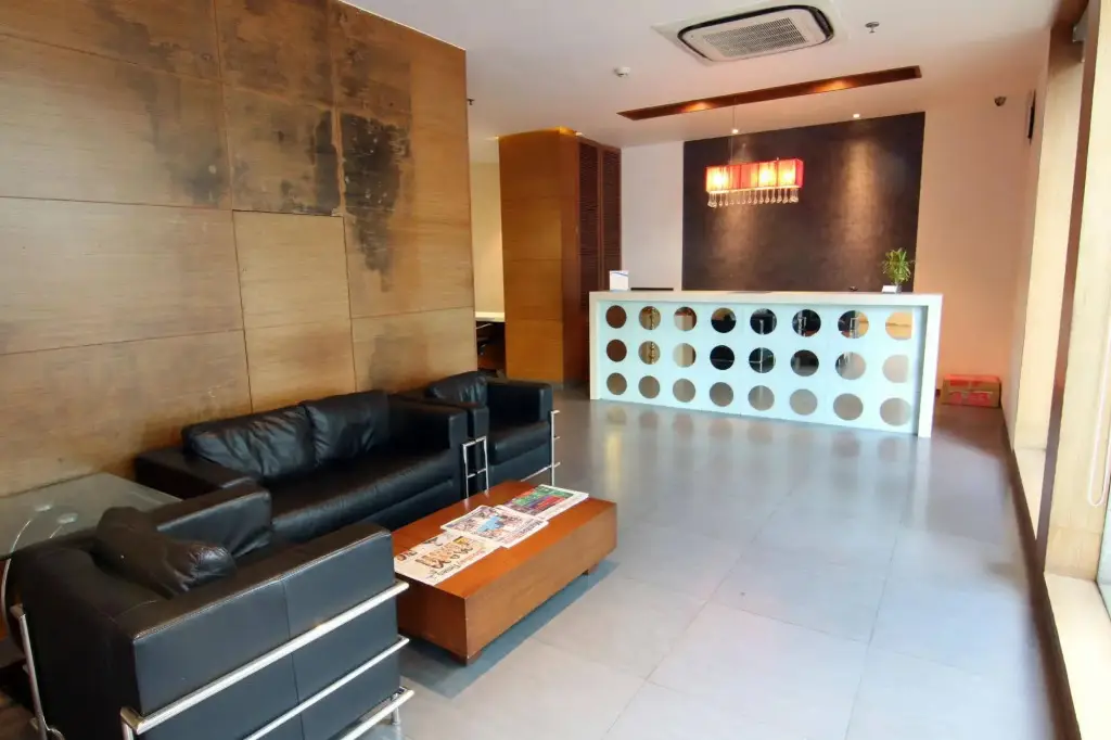 Hotel Suncity Premiere, SEEPZ, Andheri East, Mumbai — фото 1