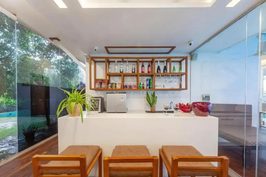 Аллеппи: Rain Dance HouseBoat