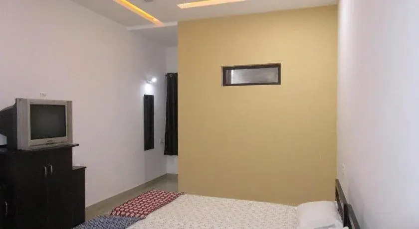 Колхапур: Karkare Holiday Home