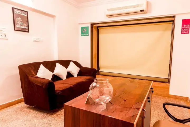 Мумбаи: Hotel Lake View Residency