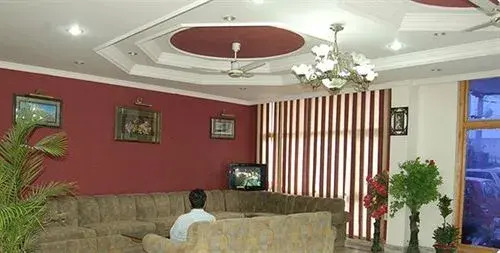 Катра: Oyo 13326 Gupta Palace