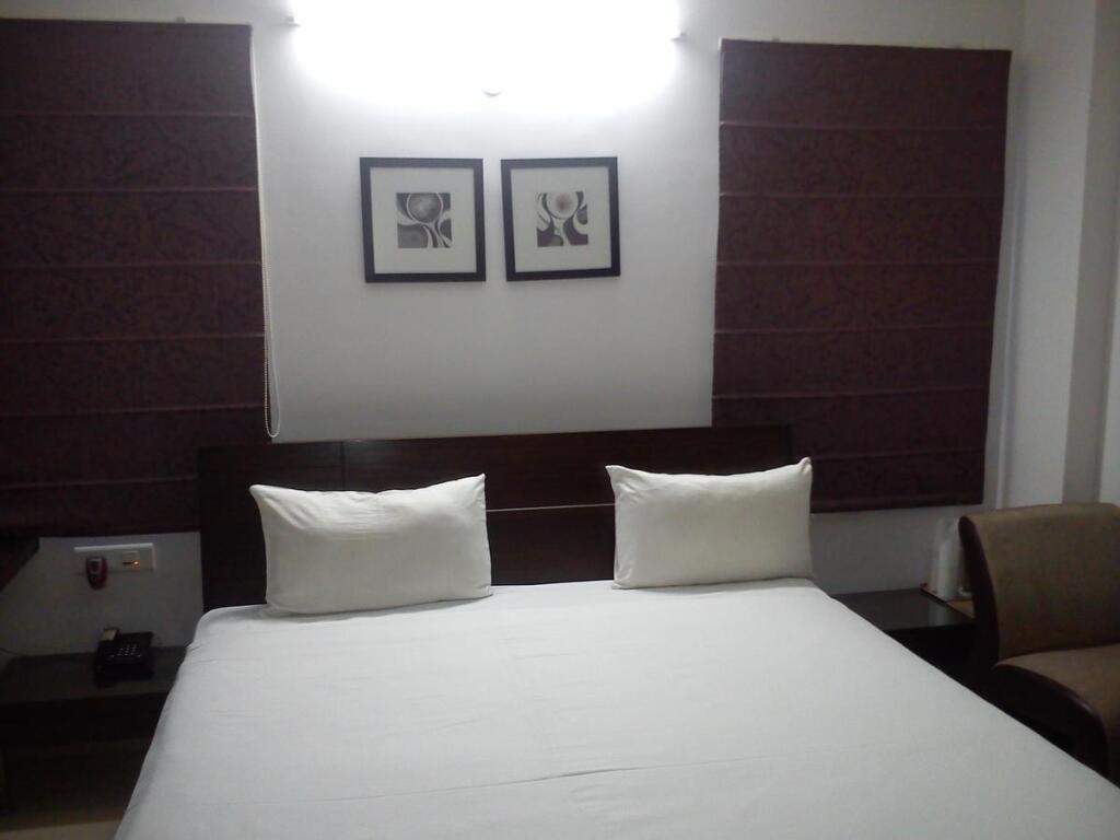 Хидерабад: Hotel Mahesh Residency
