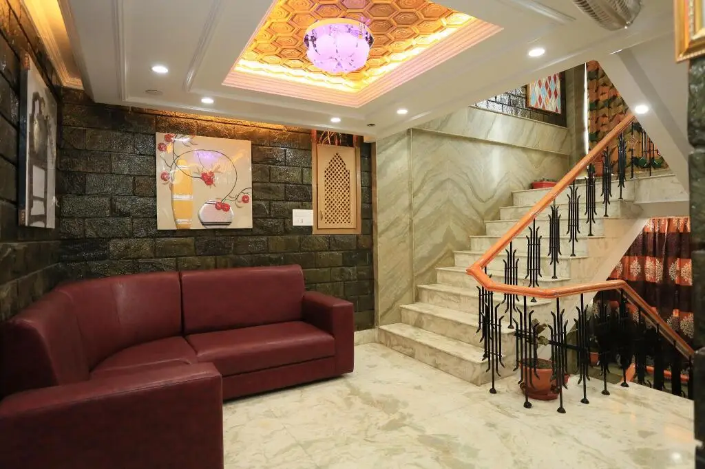 Milad Hotel — фото 1