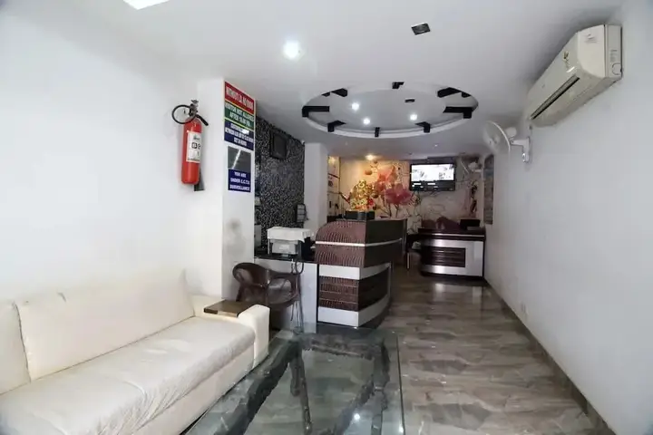 Нью-Дели: Hotel Alfa Continental