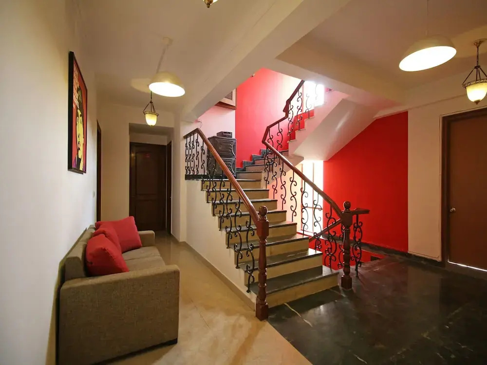 OYO Flagship 533 Near Guru Dronacharya — фото 1