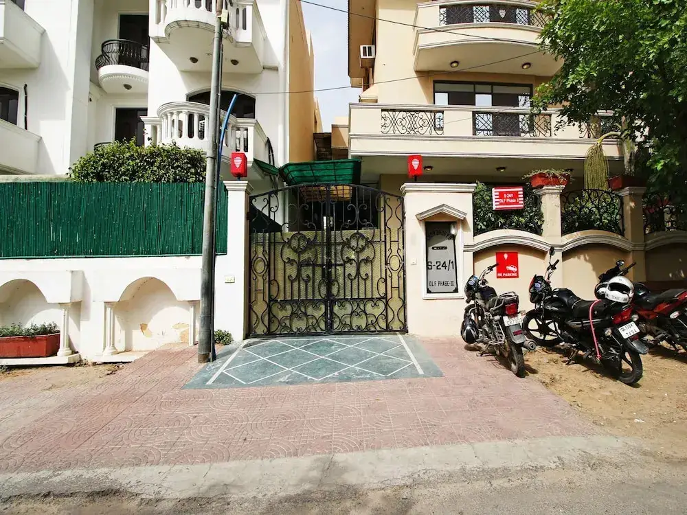 Гуруграм: OYO Flagship 533 Near Guru Dronacharya