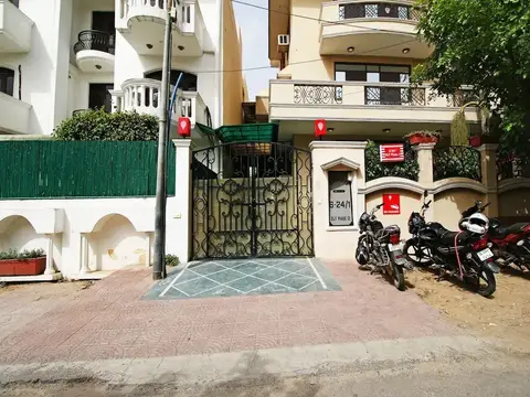 OYO Flagship 533 Near Guru Dronacharya — фото 1
