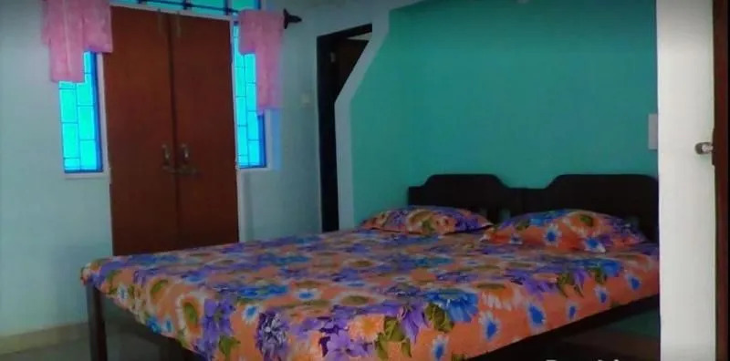 Анджуна: Amigo Guest House