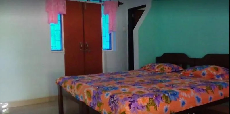 Анджуна: Amigo Guest House